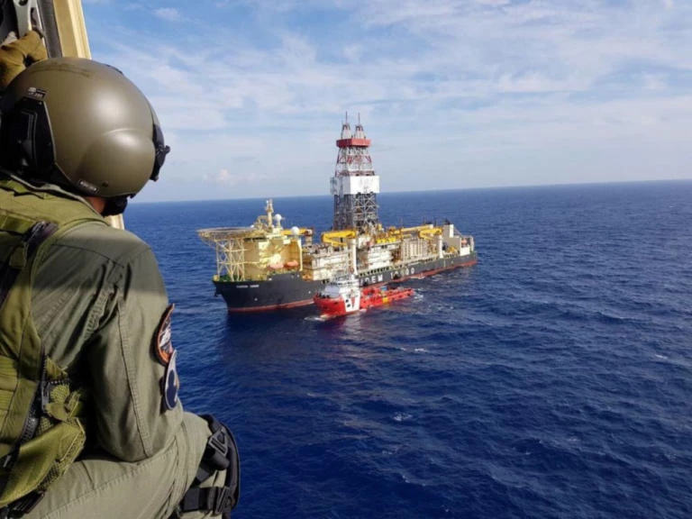 Με νέα κρίση στην κυπριακή ΑΟΖ απειλούν οι Τούρκοι! «Αν χρειαστεί, θα επαναλάβουμε αυτό που έγινε με την ΕΝΙ»